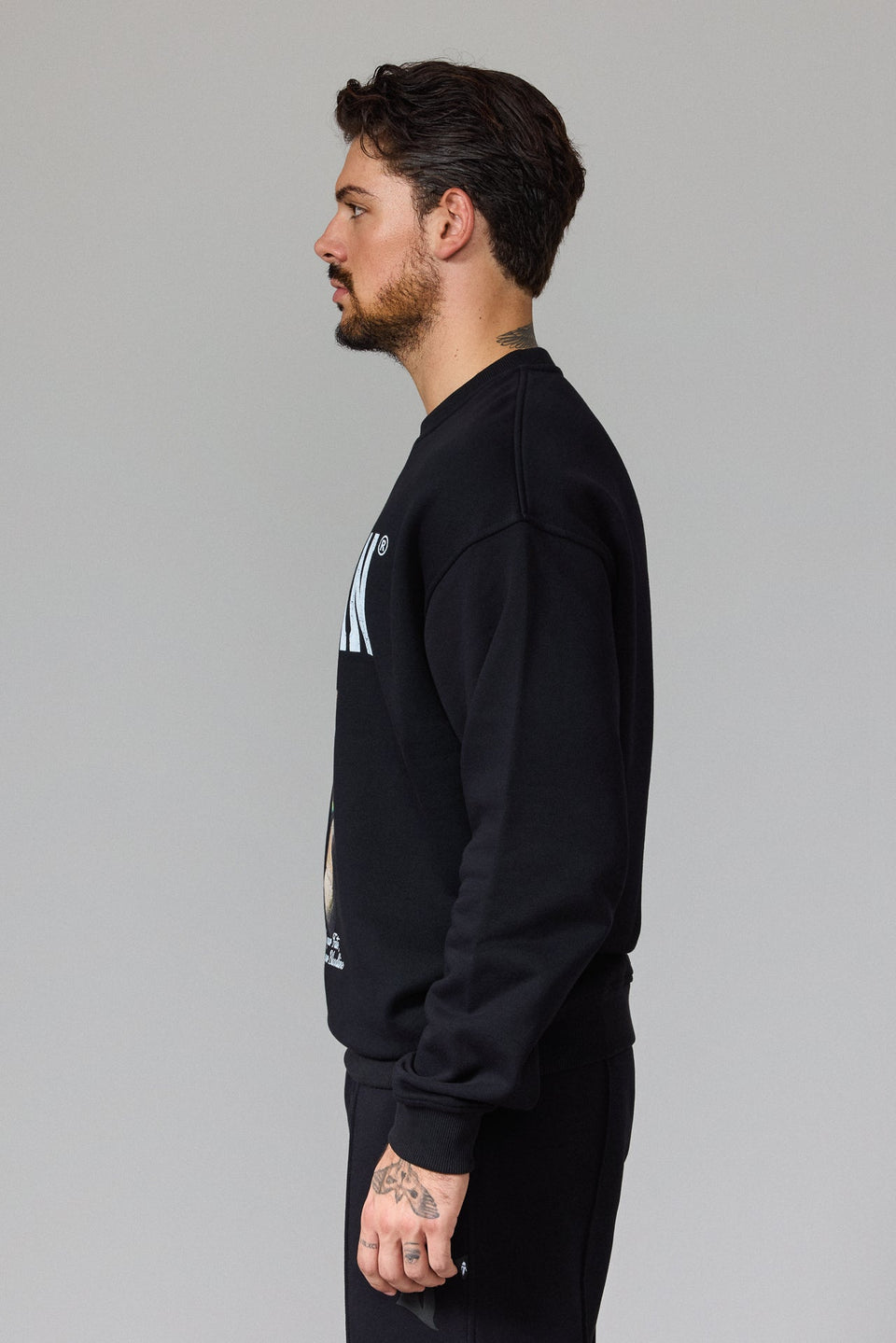 Illyrian Holy Sweater - Black