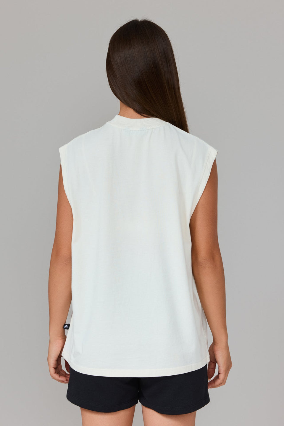 Illyrian TM Tank Top - Cream