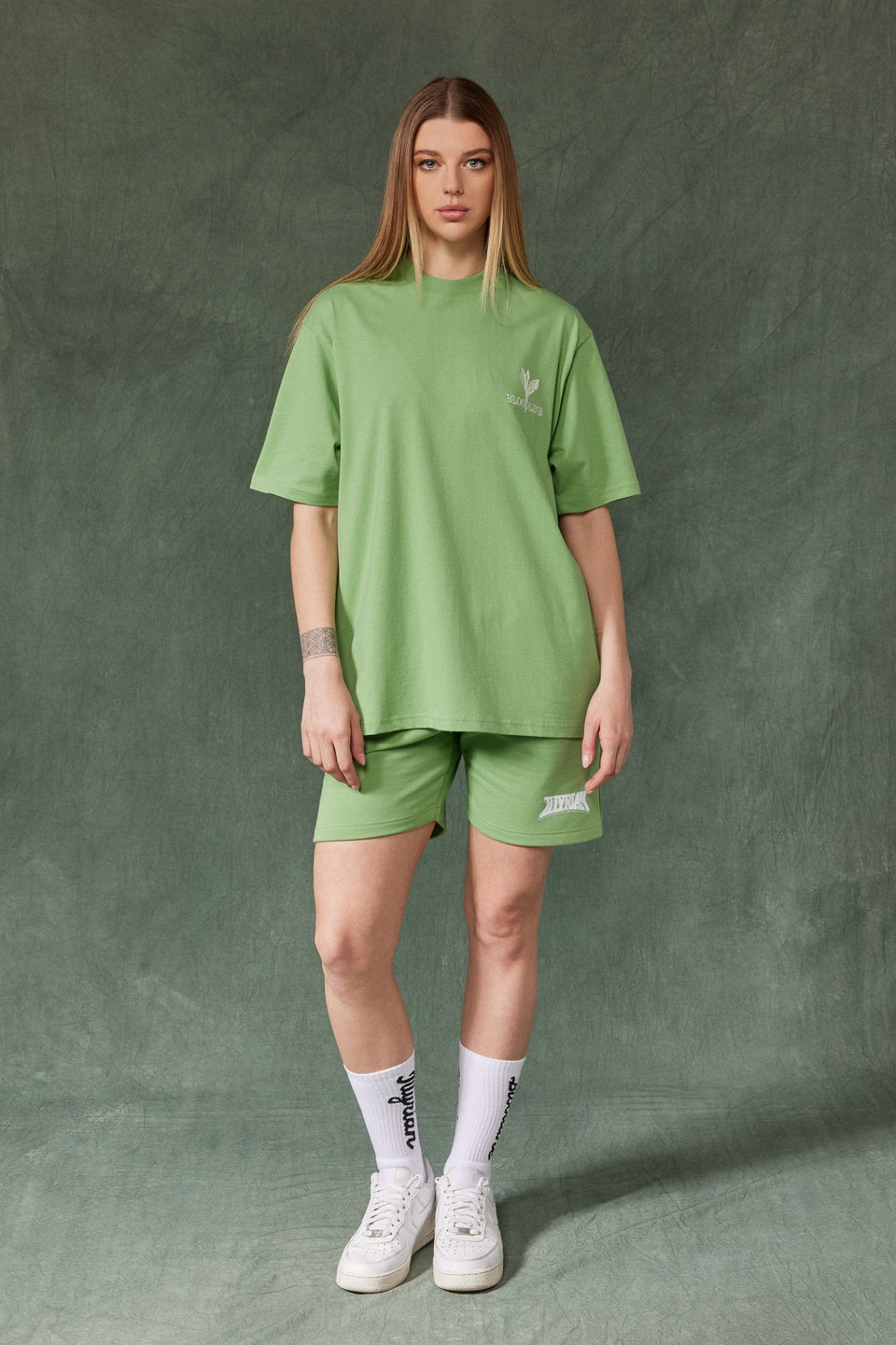 Illyrian Bloom T-shirt - Green