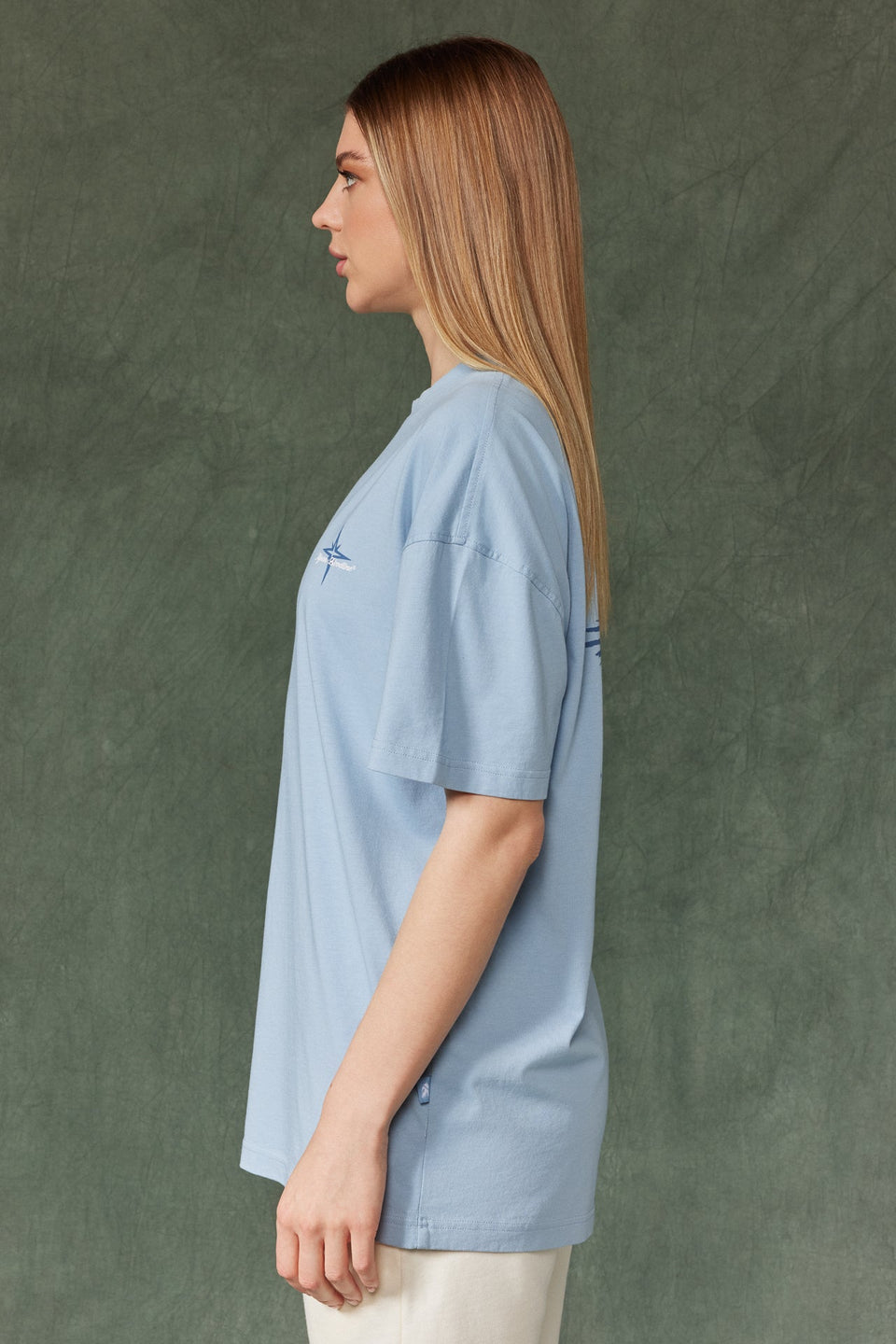 Sky Guardian T-shirt - Light Blue