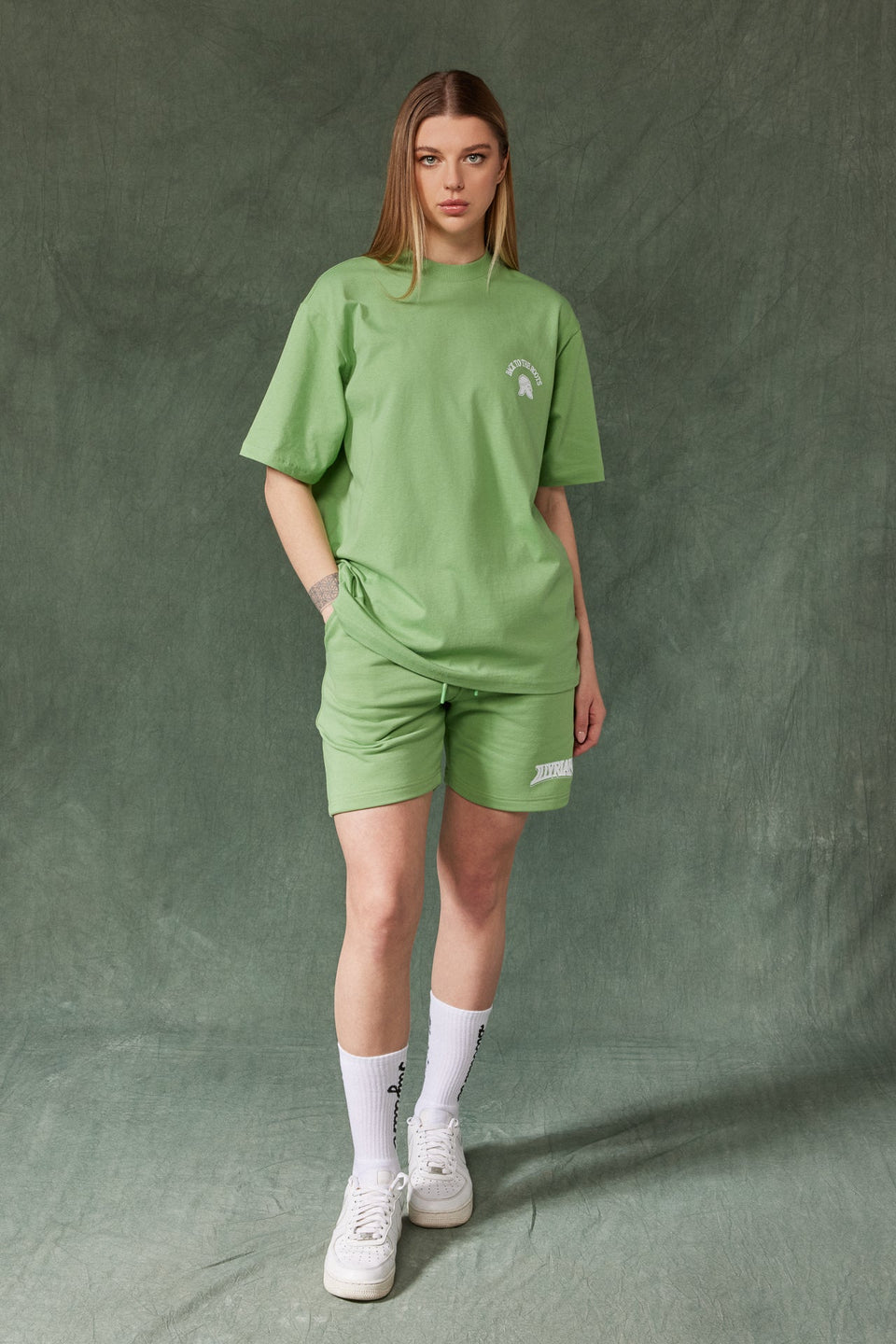 Live Widly Shorts - Green