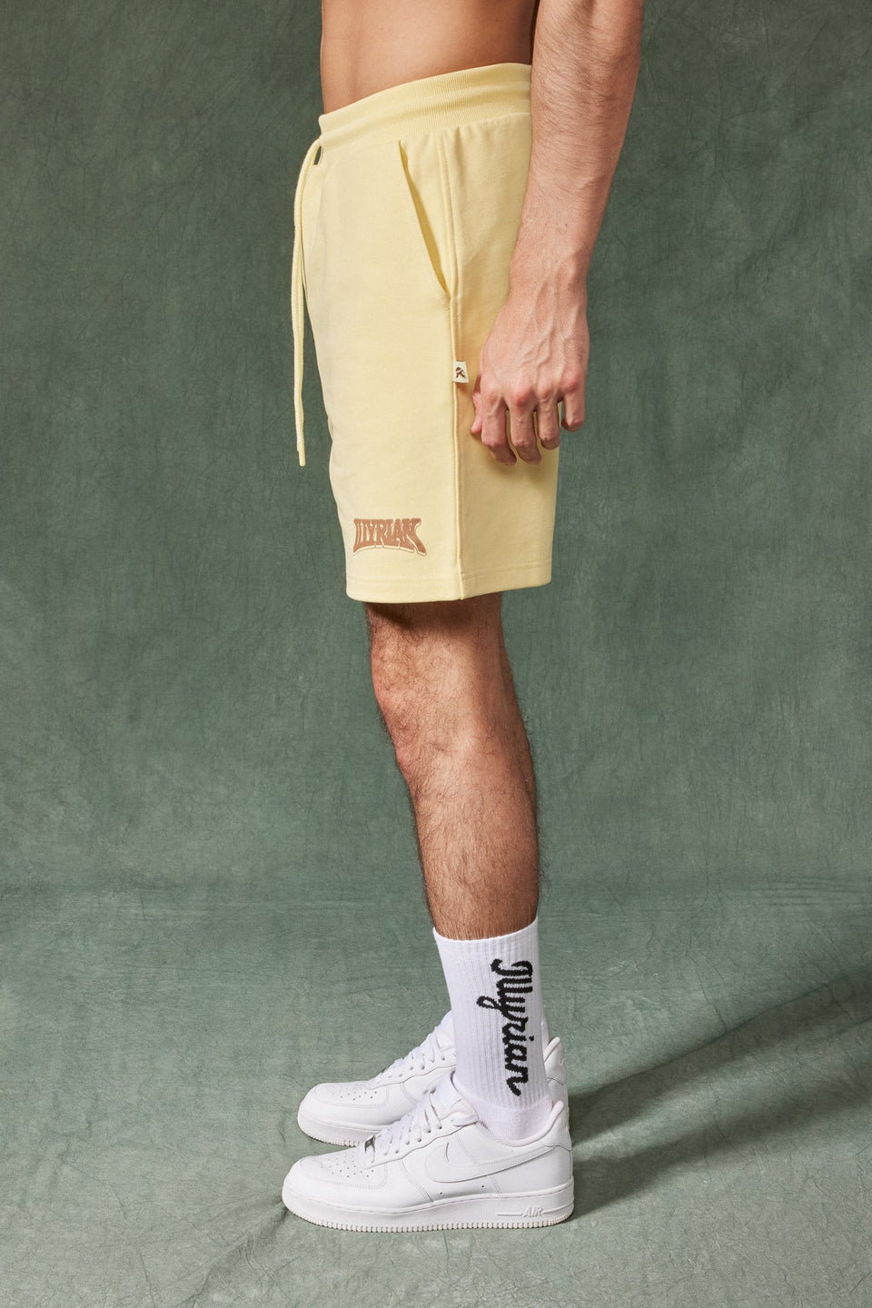 Live Widly Shorts - Yellow