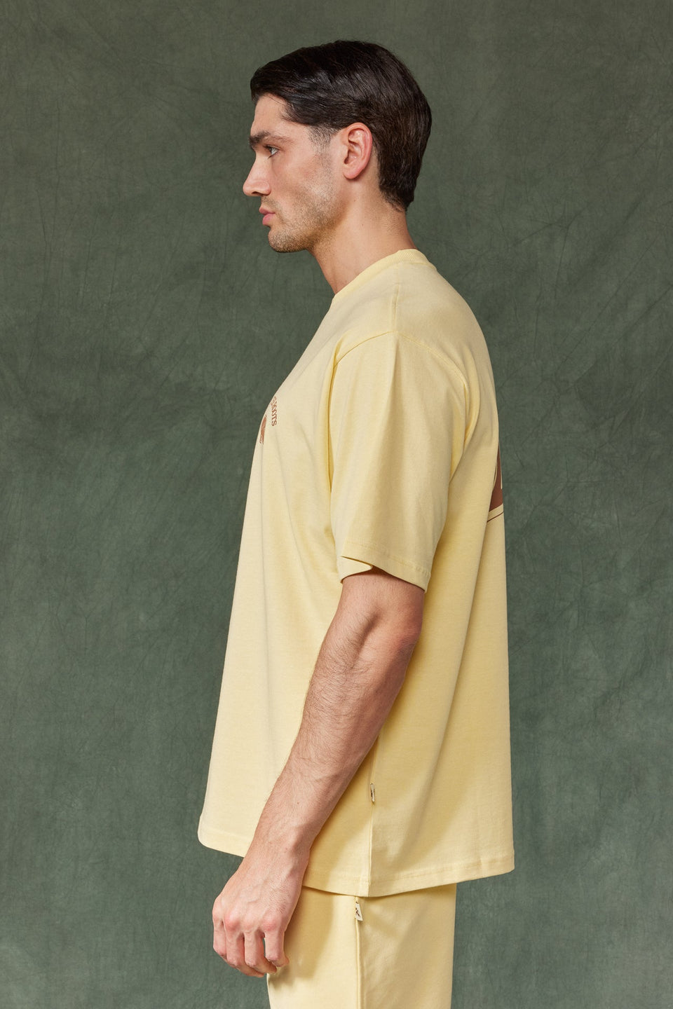 Live Wildly T-shirt - Yellow