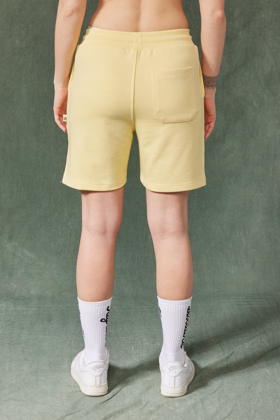 Live Widly Shorts - Yellow