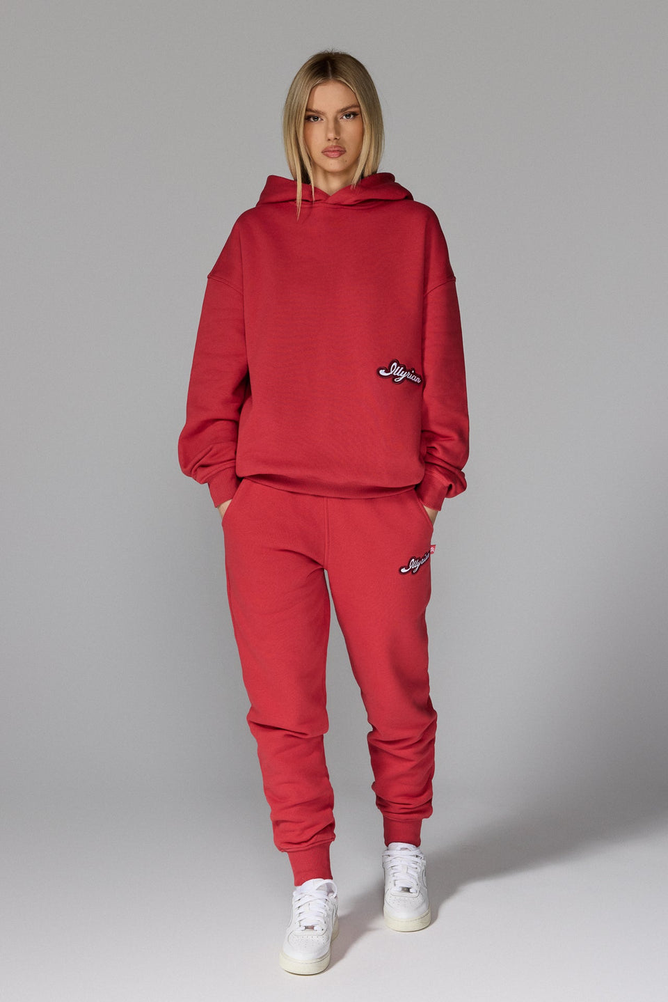 Illyrian W25 Joggers - Vintage Red