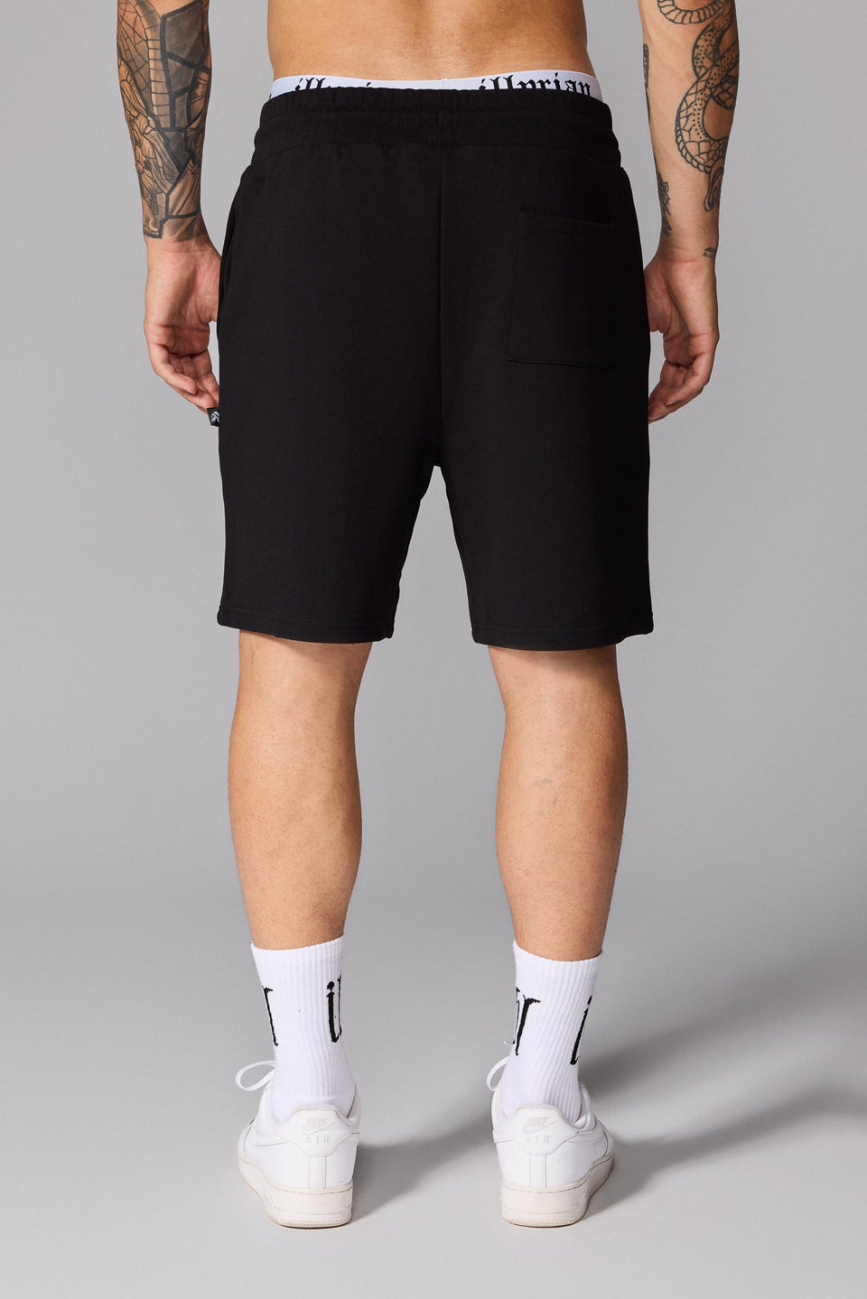 S26 Illyrian Shorts - Black