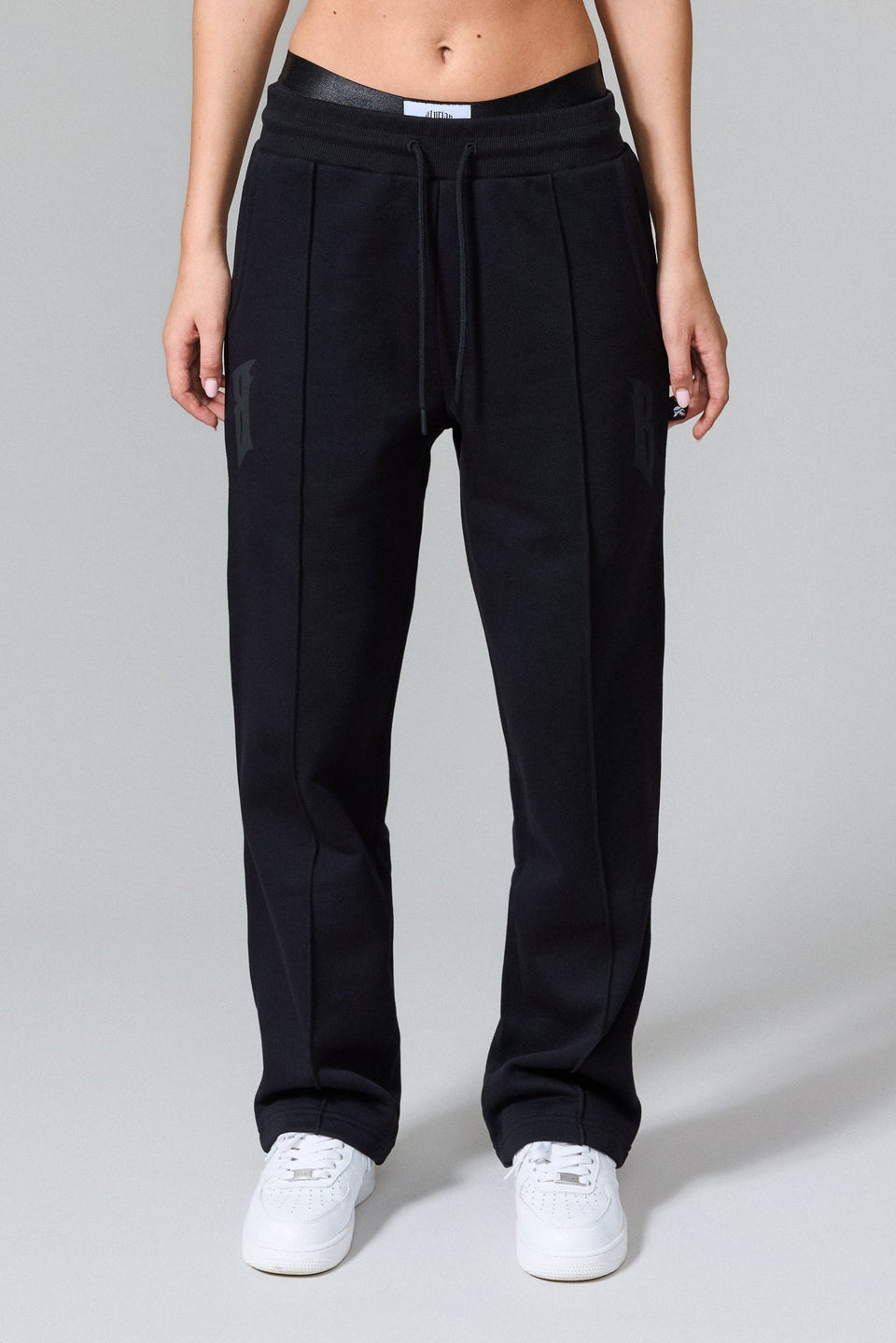 IB Straight Fit Joggers - Black