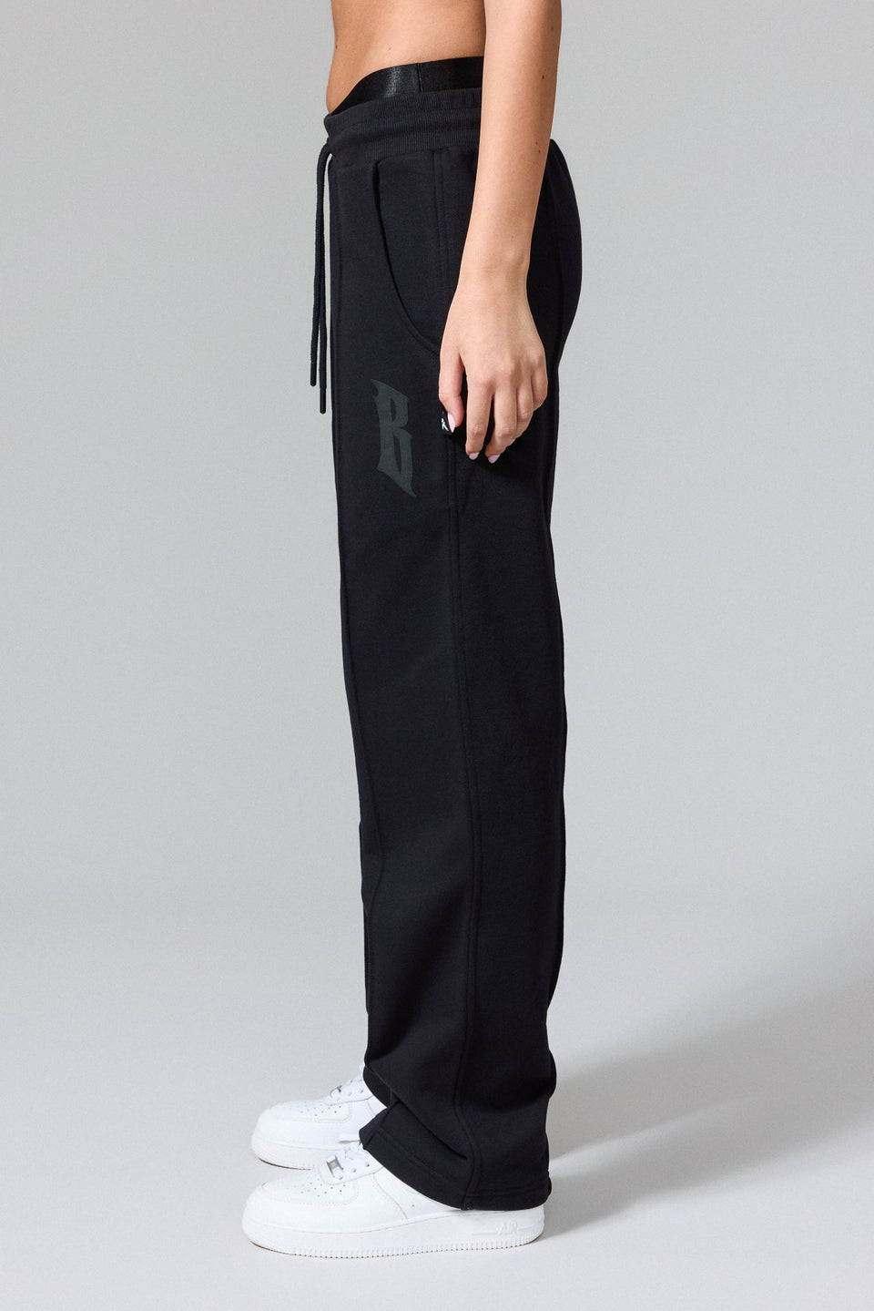 IB Straight Fit Joggers - Black