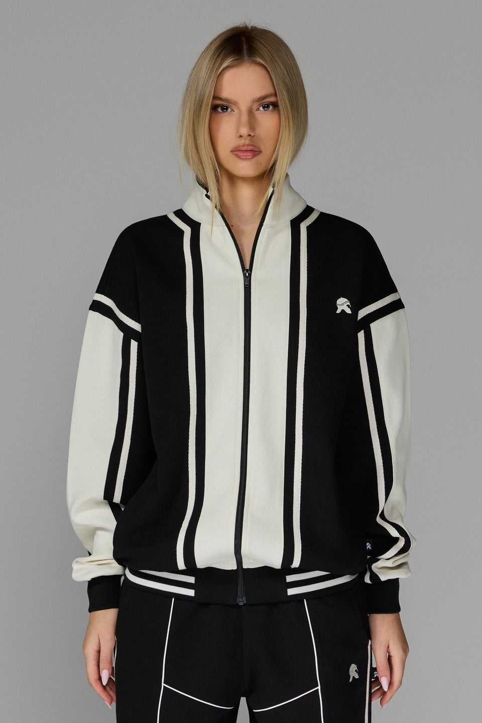 Culture Zipped Jacket - Black