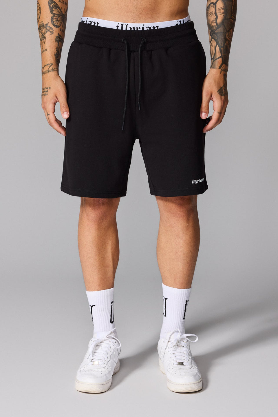 S26 Illyrian Shorts - Black