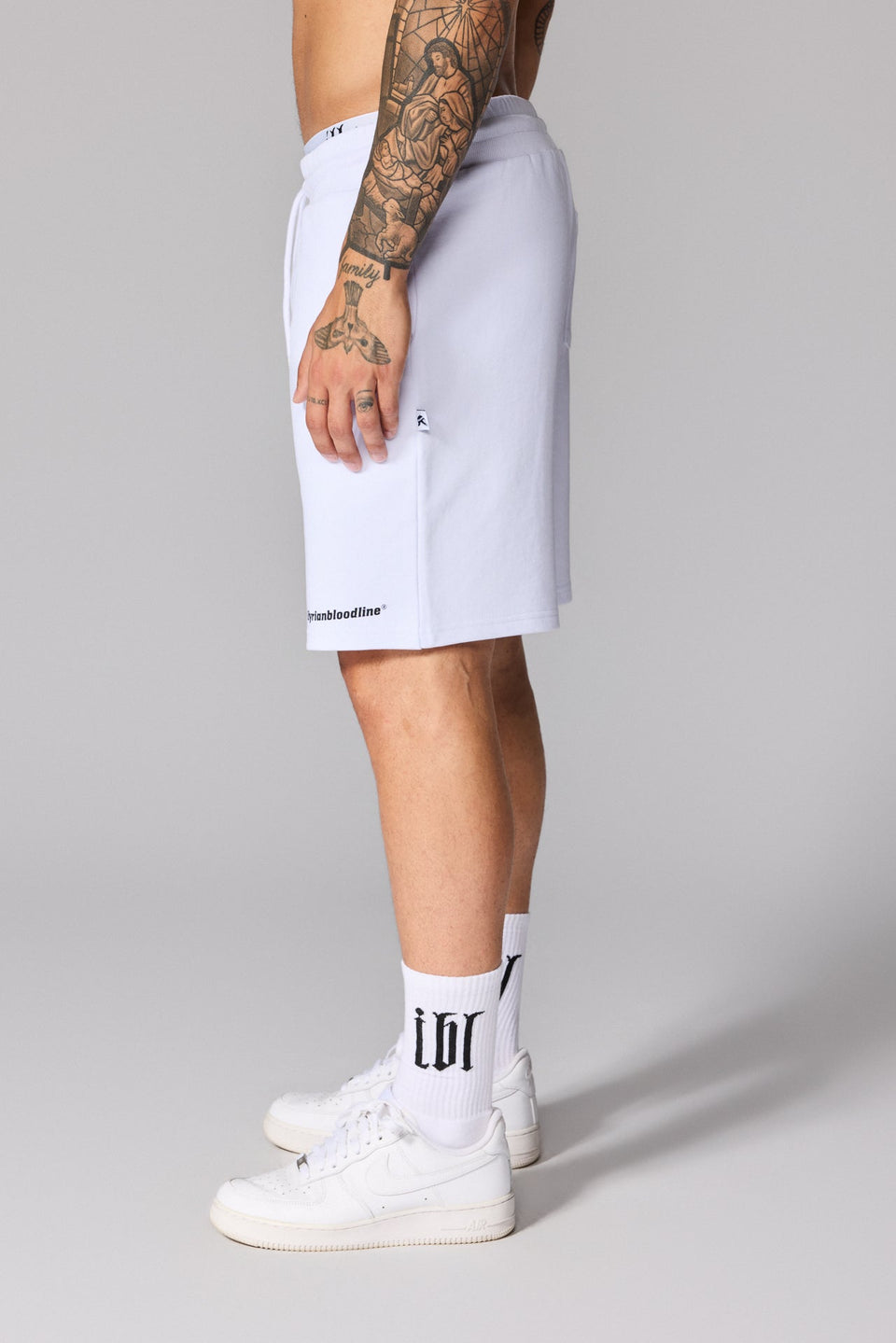 S26 Illyrian Shorts - White