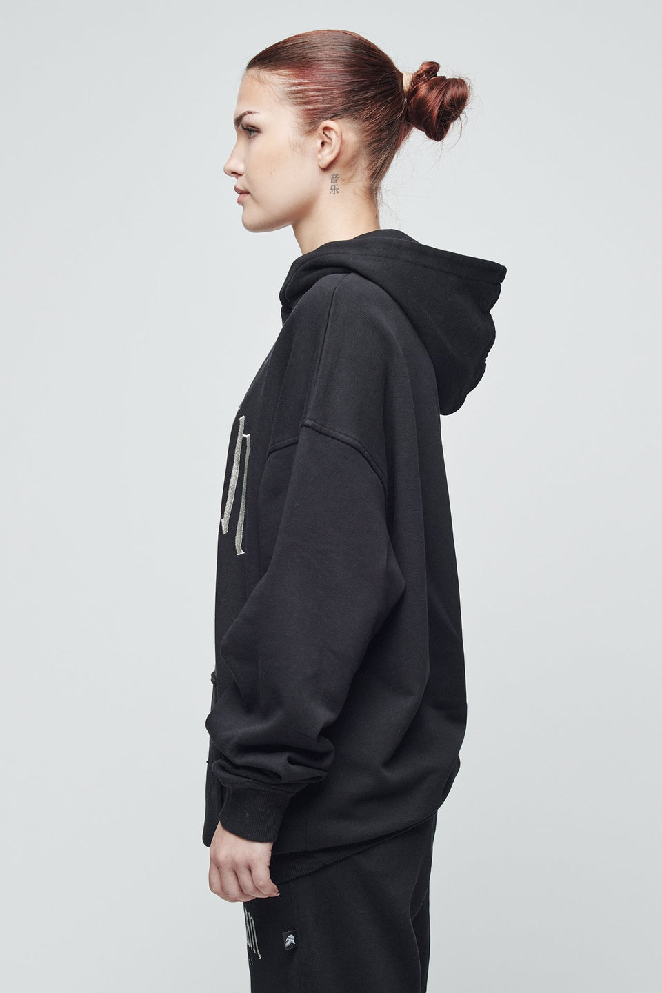 Illyrian Signature Hoodie - Washed Black